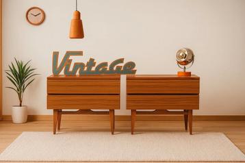 Minimalistische vintage nachtkastjes/retro nachtkastjes beschikbaar voor biedingen