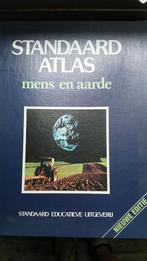 2 Atlassen, Ophalen of Verzenden, Zo goed als nieuw
