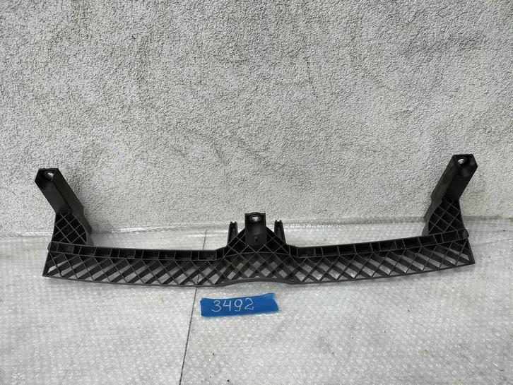 VW SHARAN VOORBUMPERSTEUN 7N0807200, Auto-onderdelen, Carrosserie, Bumper, Volkswagen, Voor, Gebruikt, Ophalen of Verzenden