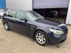 BMW 5 Serie *520D TOURING-EURO 4* (bj 2006), Auto's, BMW, Gebruikt, 110 kW, Blauw, Bedrijf