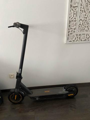 Ninebot G30 Max (30km/h en 65km actieradius), Enlèvement, Comme neuf, Step électrique (E-scooter), Segway ninebot