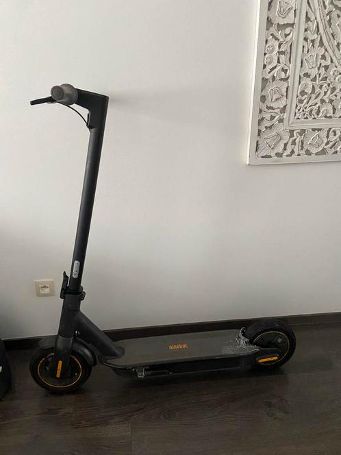 Ninebot G30 Max (30km/h en 65km actieradius), Fietsen en Brommers, Steps, Zo goed als nieuw, Elektrische step (E-scooter), Ophalen