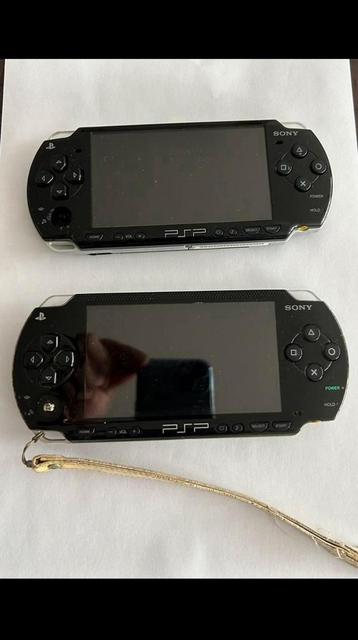 2X psp sony ( 1004 et 2004 )