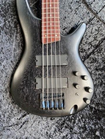 5 snarig basmonster (ruil/koop?), Musique & Instruments, Enlèvement ou Envoi, Utilisé, Solid body, Ibanez