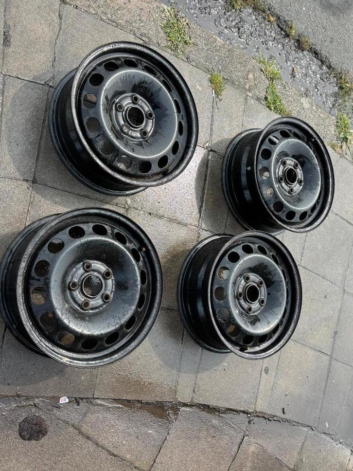 Set van 4 velgen van VW, Audi, Seat, Skoda (6JX16H2) In nieu, Auto-onderdelen, Banden en Velgen, Velg(en), All Season, 16 inch