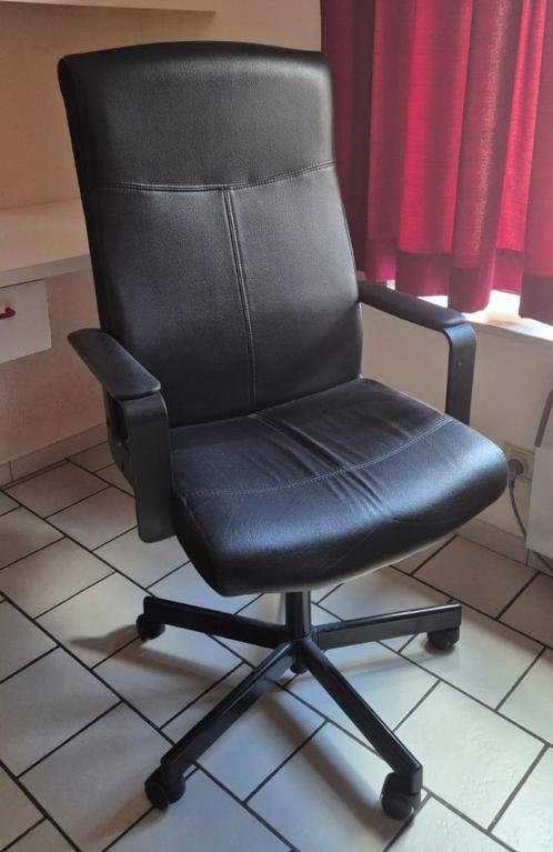 Bureaustoel Millberget (Ikea), Huis en Inrichting, Bureaustoelen, Zo goed als nieuw, Bureaustoel, Zwart, Gaming bureaustoel, Ophalen