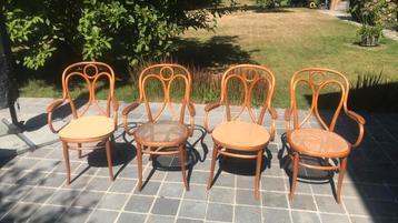 Thonet nr 19 zetel 3 stuks te herbiezen  beschikbaar voor biedingen