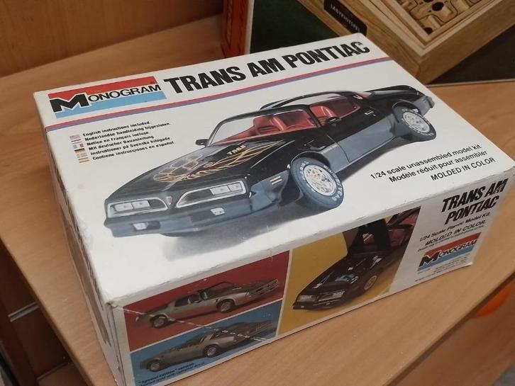 Monogram Pontiac Trans Am, Hobby en Vrije tijd, Modelbouw | Auto's en Voertuigen, Zo goed als nieuw, Auto, 1:32 tot 1:50, Monogram