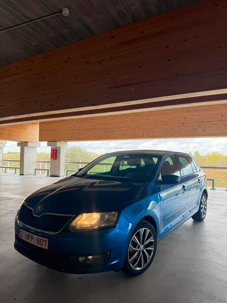 Skoda Rapid Spaceback / DSG / euro 6 / FULL OPTION, Auto's, Skoda, Particulier, Benzine, Euro 6, Automaat, Onderhoudsboekje, Ophalen