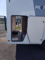 P 696 D Bewijsbestuurder, Caravans en Kamperen, Overige merken, Bedrijf, Diesel, 6 tot 7 meter