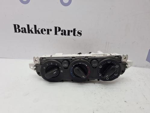 Kachel Bedieningspaneel van een Ford Focus, Auto-onderdelen, Dashboard en Schakelaars, Ford, Gebruikt, 3 maanden garantie