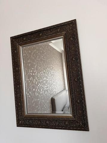 Decoratieve spiegel 60 x80 beschikbaar voor biedingen