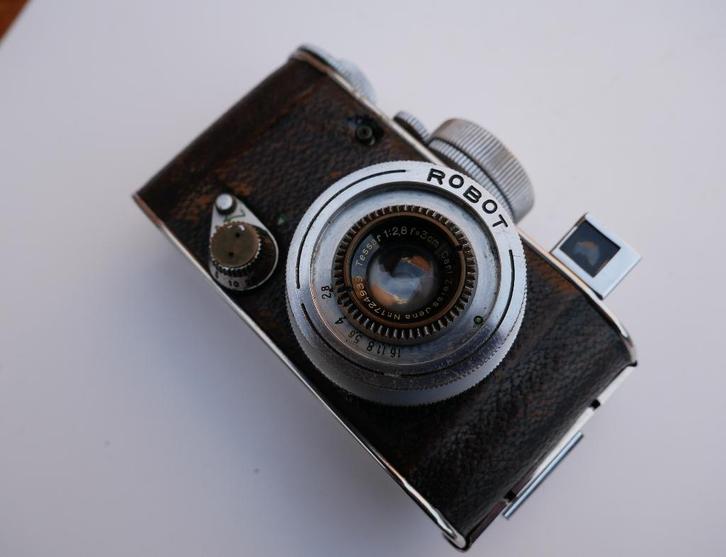 ROBOT I vintage camera, Verzamelen, Foto-apparatuur en Filmapparatuur, Fototoestel, Voor 1940, Ophalen of Verzenden