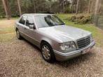 mercedes E420 automaat een124 V8 echte wolf in schaapskleren, Auto's, Automaat, 4 deurs, Achterwielaandrijving, Berline
