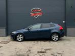 Volvo V40 D2 Kinetic Airco EURO 5B CruiseCTRL Bluetooth, Auto's, Volvo, Euro 5, 88 g/km, 4 cilinders, Blauw