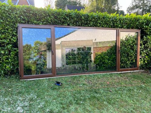 Een PVC-raamkozijn met dubbele beglazing, Doe-het-zelf en Bouw, Glas en Ramen, Gebruikt, Dubbelglas, Ophalen of Verzenden