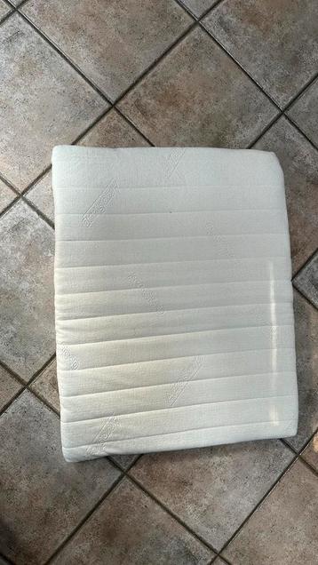Matras en matrasbeschermer Aerosleep beschikbaar voor biedingen