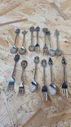 Lot de petites cuillères et fourchettes miniatures, Antiquités & Art, Enlèvement ou Envoi