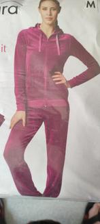 Ensemble détente velours neuf confortable taille 40/42, Ophalen, Nieuw