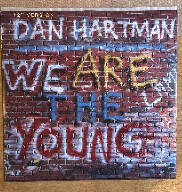 Dan Hartman – We Are The Young, CD & DVD, Vinyles | Pop, Utilisé, 1980 à 2000, 12 pouces, Enlèvement ou Envoi