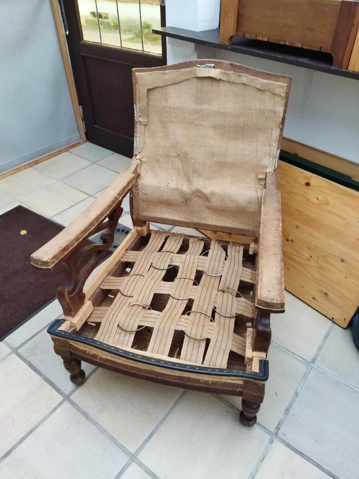 fauteuil voltaire a restaurer, Huis en Inrichting, Fauteuils, Gebruikt, Hout, Ophalen