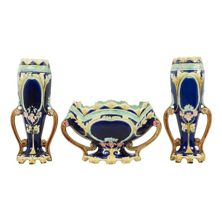 Art Nouveau Barbotine Majolica Vazen Jardinière Set van 3, Antiquités & Art, Antiquités | Vases, Enlèvement ou Envoi