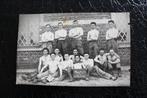 fotokaart van een compagnie soldaten in de kazerne, Verzamelen, Ophalen of Verzenden, Voor 1920, Ongelopen, Luik