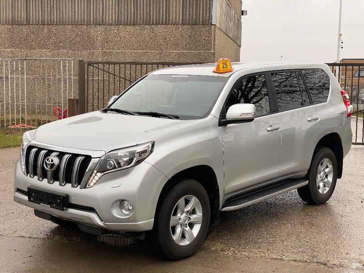 Toyota Land Cruiser 3.0 D-4D Comfort, Auto's, Toyota, Bedrijf, Landcruiser, ABS, Achteruitrijcamera, Airbags, Airconditioning