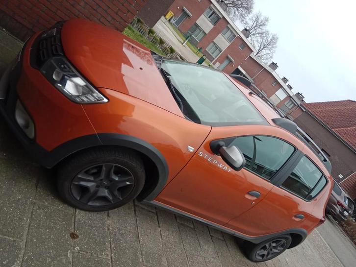 Mooie Dacia Sandero Stepway 1.5 dci van Eerste Eigenaar, Auto's, Dacia, Particulier, Sandero, Cruise Control, Diesel, Ophalen