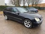 Mercedes C220 Avantgarde // EXPORT - MARCHAND, Auto's, Leder en Stof, Zwart, Bedrijf, Euro 4