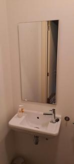 Lavabo + kraan en spiegel voor toilet, Ophalen, Zo goed als nieuw, Wasbak of Wastafel