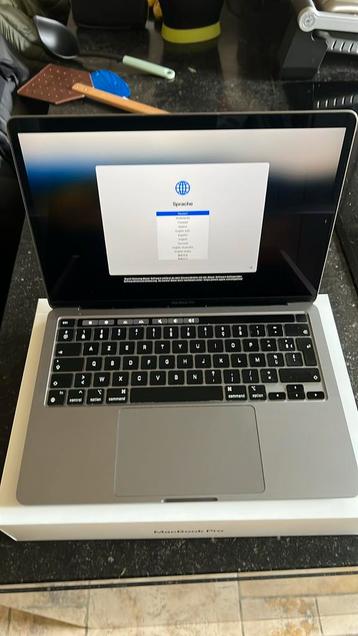 13-inch MacBook Pro 8GB Memory 512GB SSD beschikbaar voor biedingen