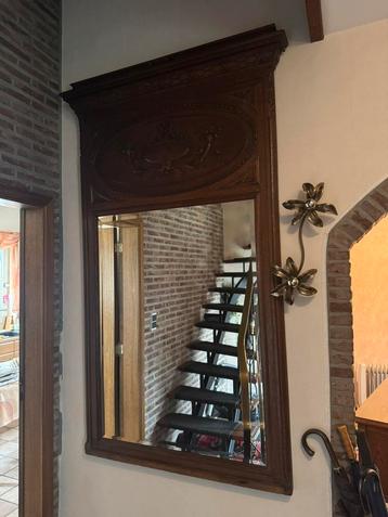 Grote Antieke Houte Wandspiegel beschikbaar voor biedingen