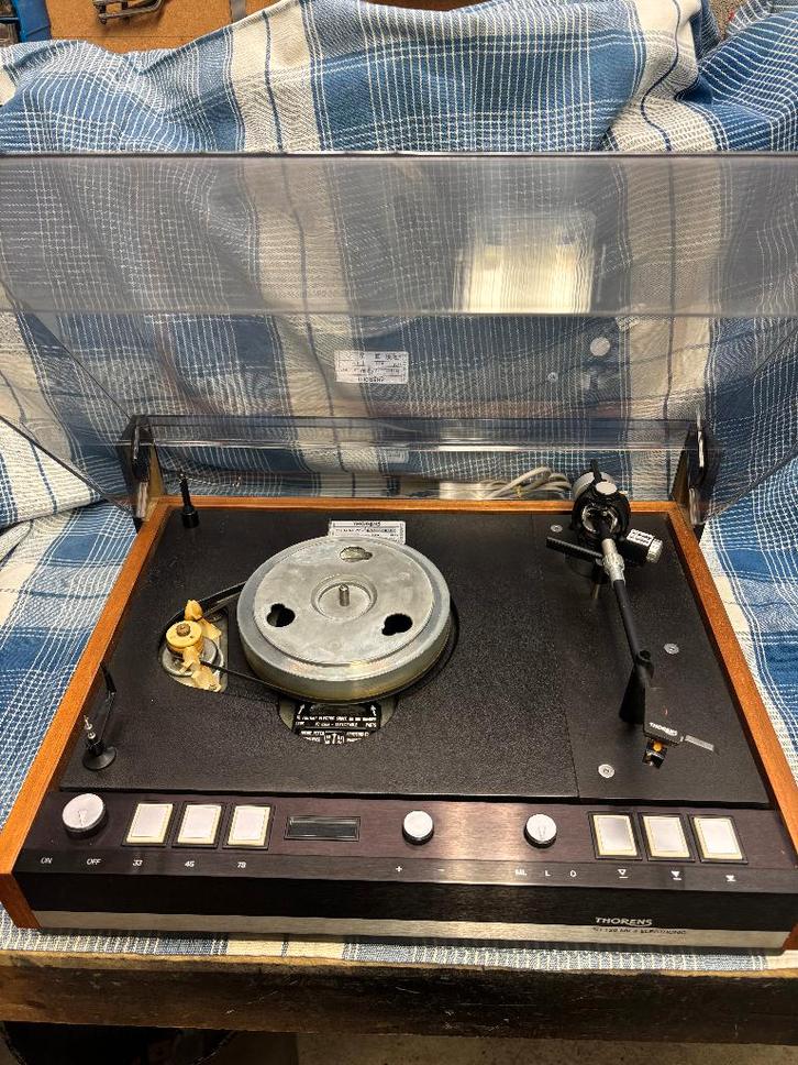 platine Thorens, TV, Hi-fi & Vidéo, Tourne-disques, Comme neuf, Tourne-disque, Thorens, Enlèvement ou Envoi
