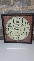 Klok, Huis en Inrichting, Lampen | Kroonluchters, Ophalen, Gebruikt, Hout