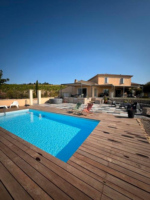 RASTEAU village seizoensverhuur juli/augustus 2025, Vakantie, Vakantiehuizen | Frankrijk, Provence en Côte d'Azur, Landhuis of Villa