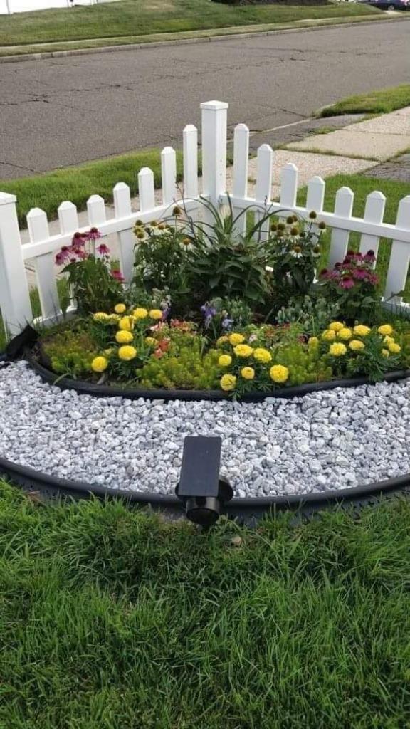 Tuiner, Diensten en Vakmensen, Tuinmannen en Stratenmakers, Bestrating, Tuin- of Vijveraanleg, Tuinonderhoud of Snoeiwerk, Tuinontwerp