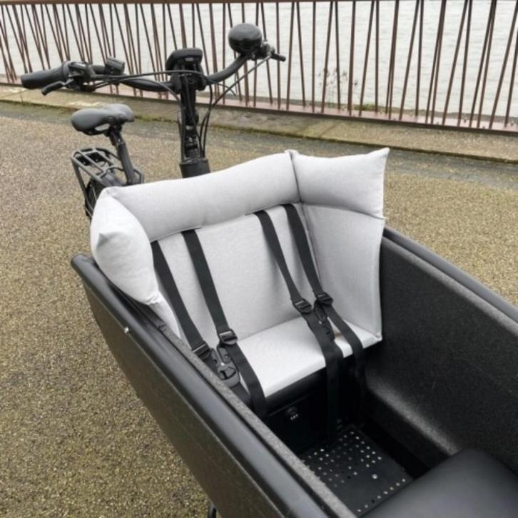 Bakfietskussen Studio Vollebak voor Urban Arrow, Fietsen en Brommers, Fietsaccessoires | Fietsstoeltjes, Zo goed als nieuw, Ophalen