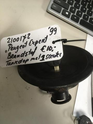 Peugeot expert 1.9 diesel tankdop met sleutel '99 beschikbaar voor biedingen