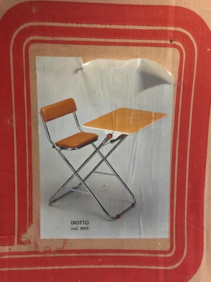 Vintage (jaren 80) opvouwbare bureau (tafel en stoel) - Nieu, Huis en Inrichting, Bureaustoelen, Nieuw, Bureaustoel, Bruin, Ophalen