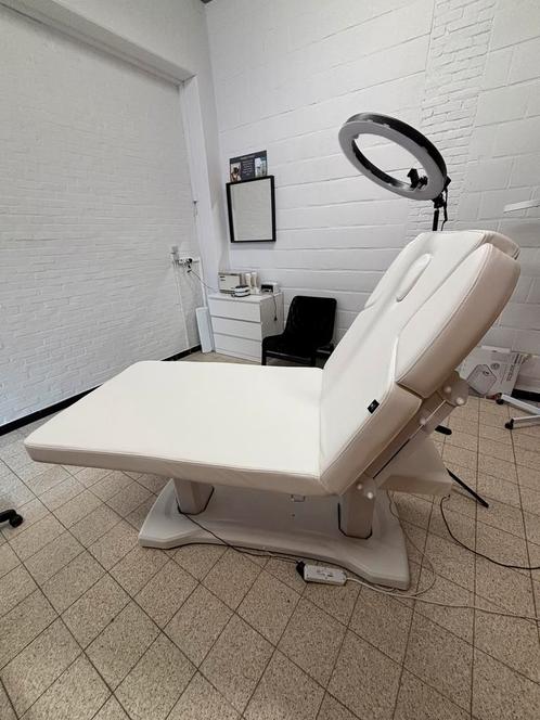 Massagetafel Oase 4 motoren + verwarming, Sport en Fitness, Massageproducten, Zo goed als nieuw, Ophalen