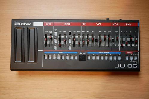 Roland JU-06 rack verkopen, Muziek en Instrumenten, Synthesizers, Zo goed als nieuw, Overige aantallen, Roland, Met midi-aansluiting