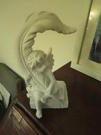 Beeldje engel met pluim, Enlèvement