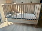 Meegroeibed peuter Quax in tijdloos hout 140x70, Ophalen, 70 tot 85 cm, Zo goed als nieuw, Matras