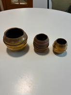 Koperen potjes op koperen schotel, Antiek en Kunst, Antiek | Keramiek en Aardewerk, Ophalen