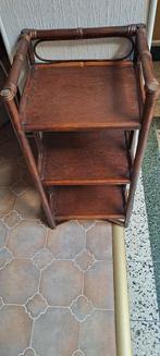 Etagere bambou-rotin, Huis en Inrichting, Woonaccessoires | Etagères, Zo goed als nieuw