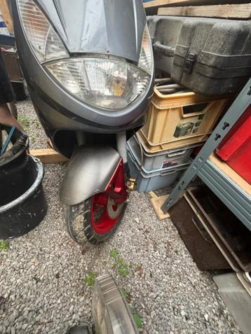 scooter classe A, Vélos & Vélomoteurs, Enlèvement, Utilisé, Essence, Vivacity