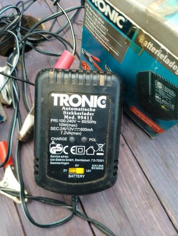 Batterijlader voor brommer / moto  beschikbaar voor biedingen