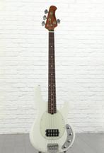 Ernie Ball Music Man StingRay Special 4H, Musique & Instruments, Instruments à corde | Guitares | Basses, Enlèvement ou Envoi