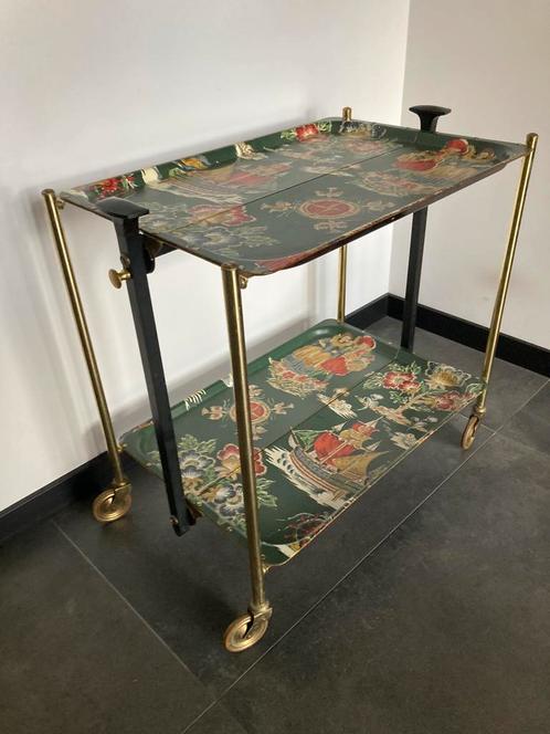 Serveer tafel Gerlinol Bremsey jaren 50 Versace, Maison & Meubles, Tables | Tables d'appoint, Comme neuf, Enlèvement ou Envoi